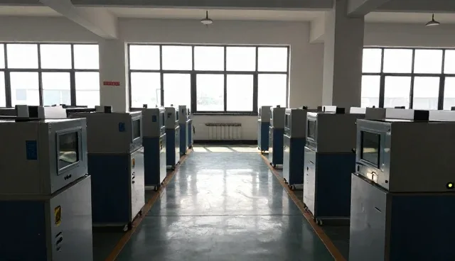 地区差异如何影响线上业务运营支持的选择